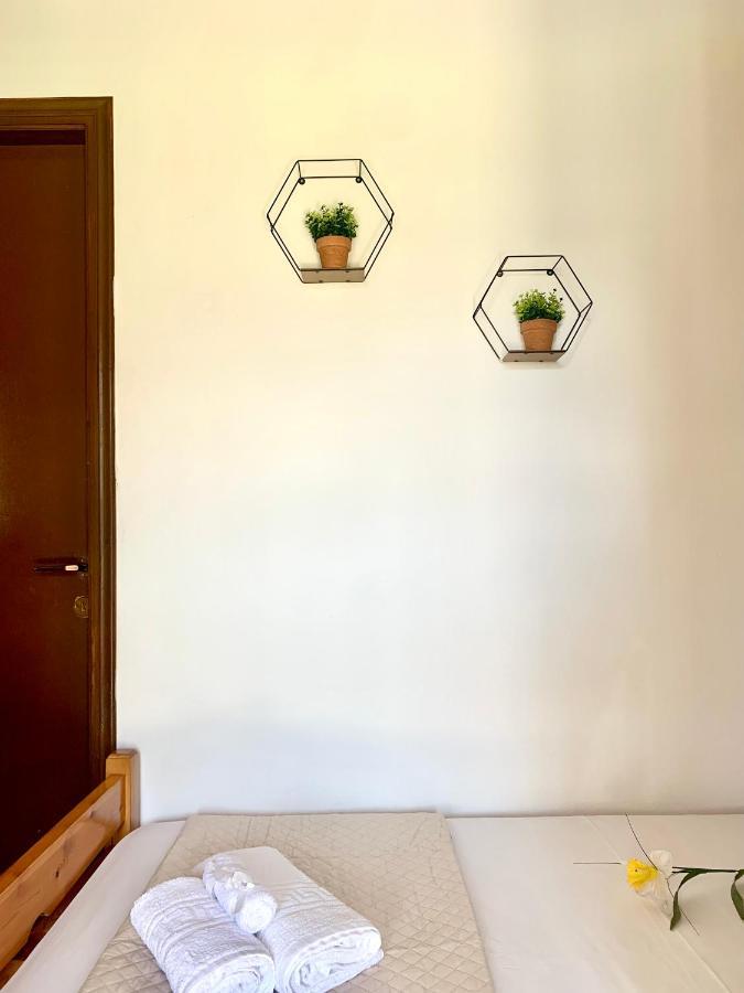 Thanos Rooms Ариллас Экстерьер фото